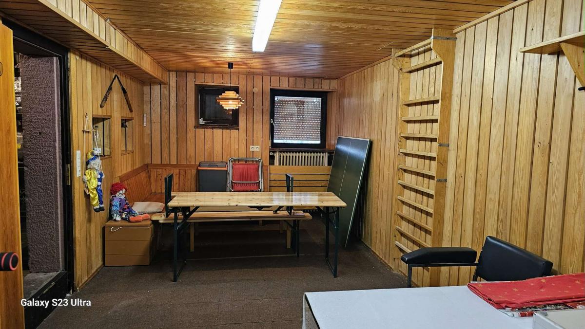 36 Partyraum im Keller